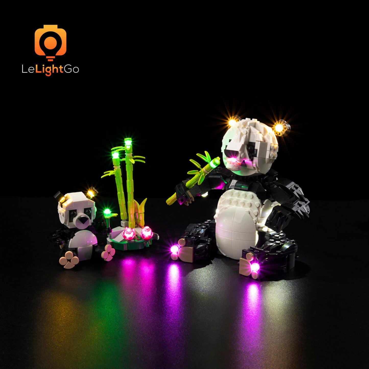 Light Kit For Wild Animals: Panda Family 31165
