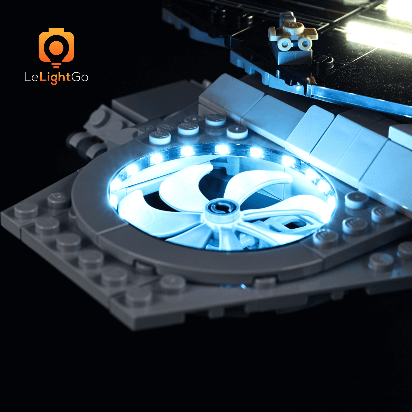 Light Kit For The Avengers Helicarrier 76295