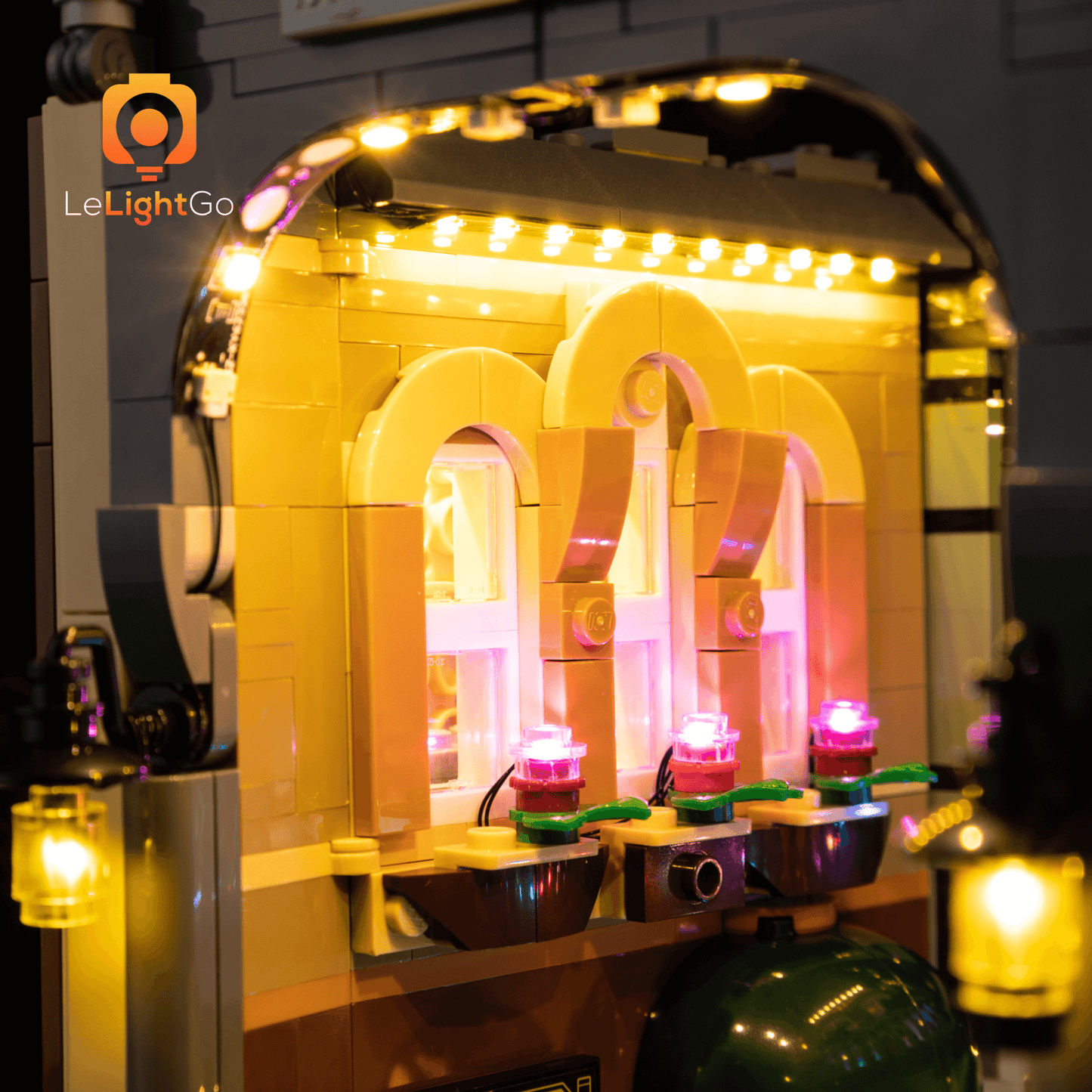 Light Kit For Sherlock Holmes: Book Nook 10351