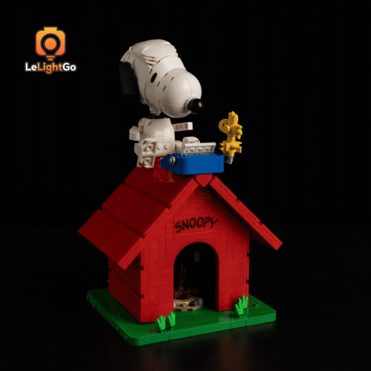 Light Kit For Peanuts: Snoopy's Doghouse 21368