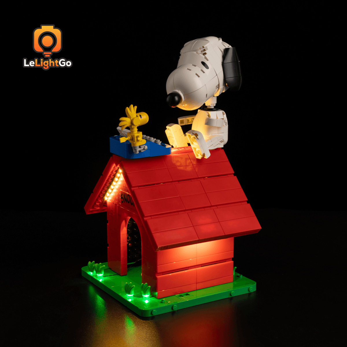 Light Kit For Peanuts: Snoopy's Doghouse 21368