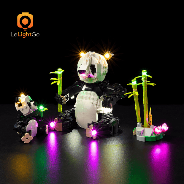 Light Kit For Wild Animals: Panda Family 31165